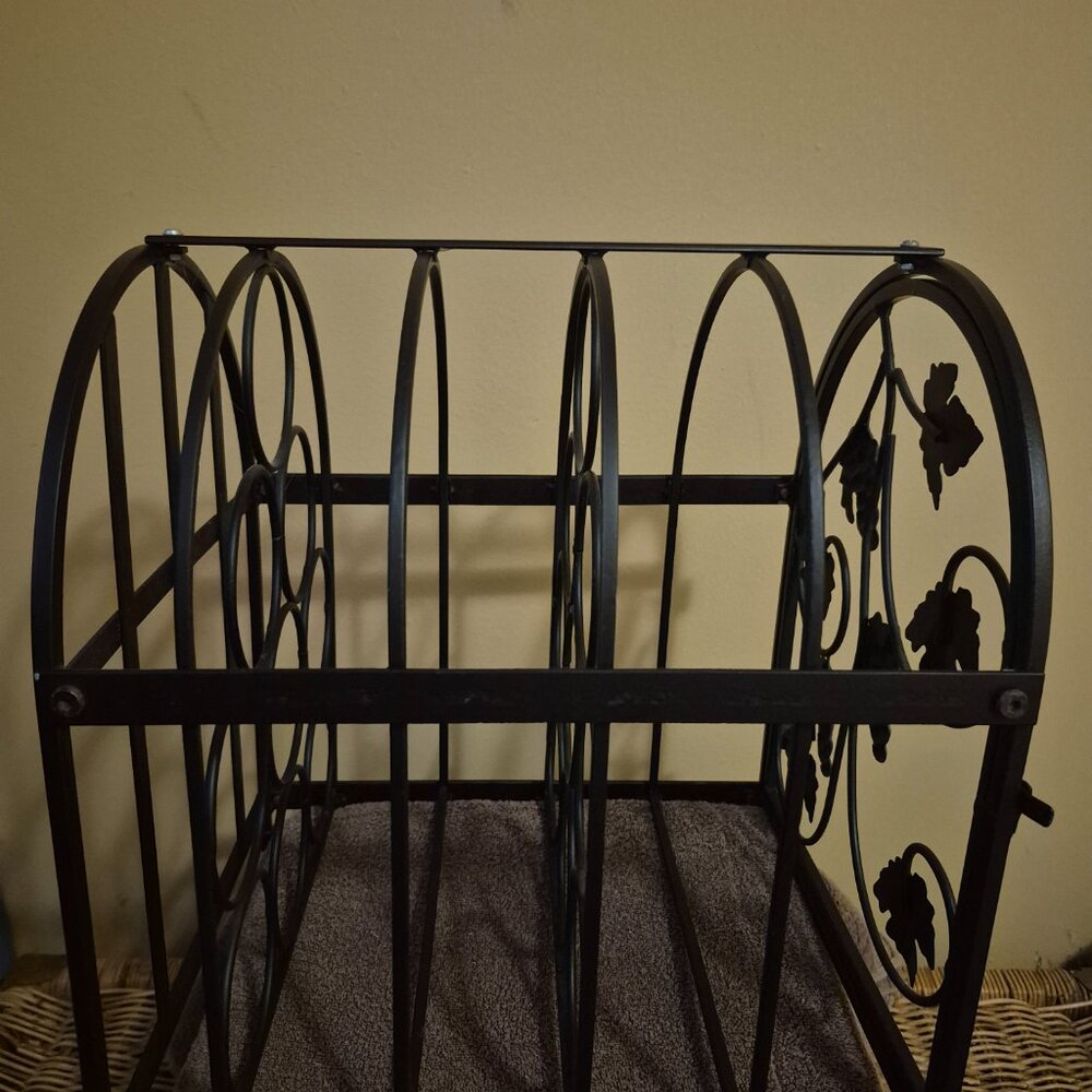 VINTAGE BLACK METAL WINE RACK - Picture 4 of 4